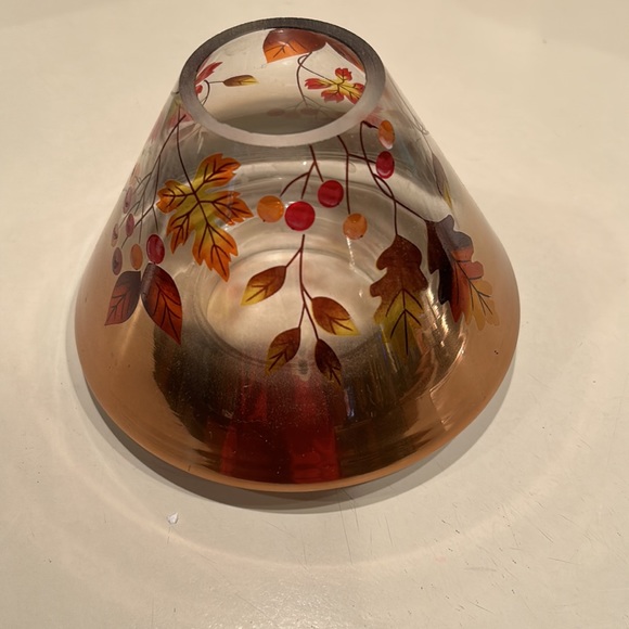 New! Yankee Candle Fall Candle Shade - Picture 3 of 4